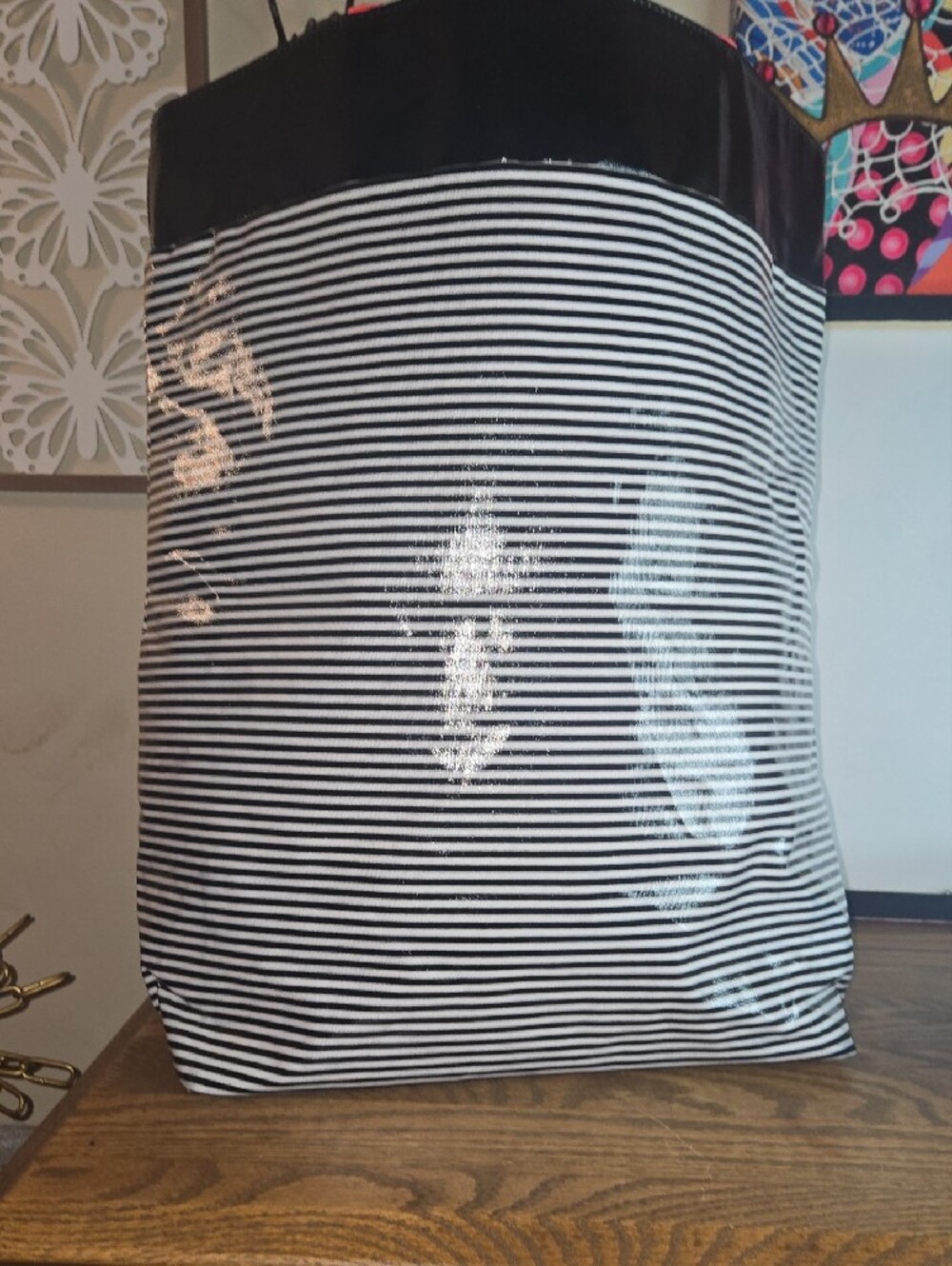 Victoria's Secret Black and White Striped Tote with Pink Handles - Picture 4 of 10